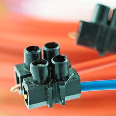 https://www.moncoachbrico.com/wp-content/uploads/2019/06/2-debrancher-moteur-electrique-nice.jpg