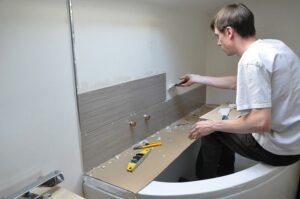 Cours de pose de faïence à domicile