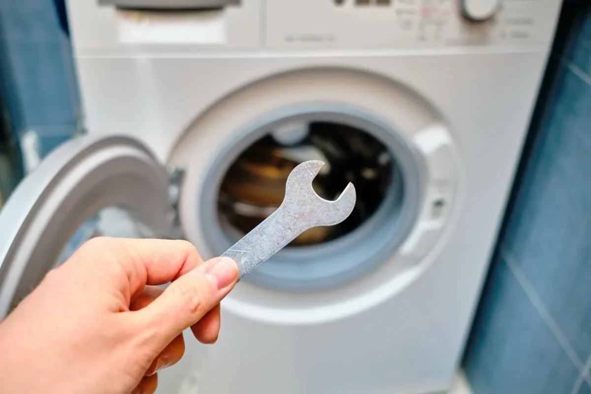 Électroménager : le dépannage et la réparation plutôt que le remplacement