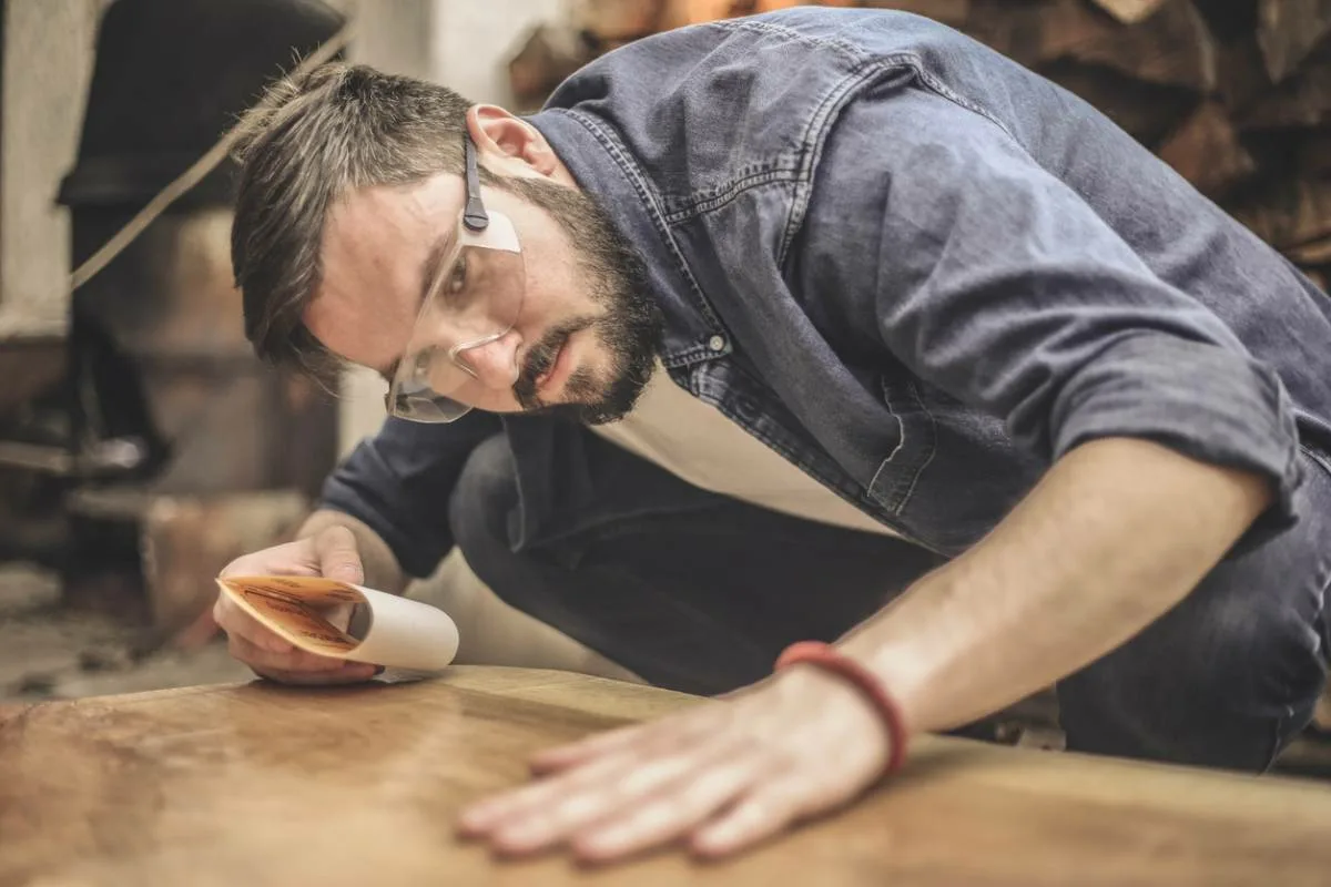 équiper pour travailler le bois