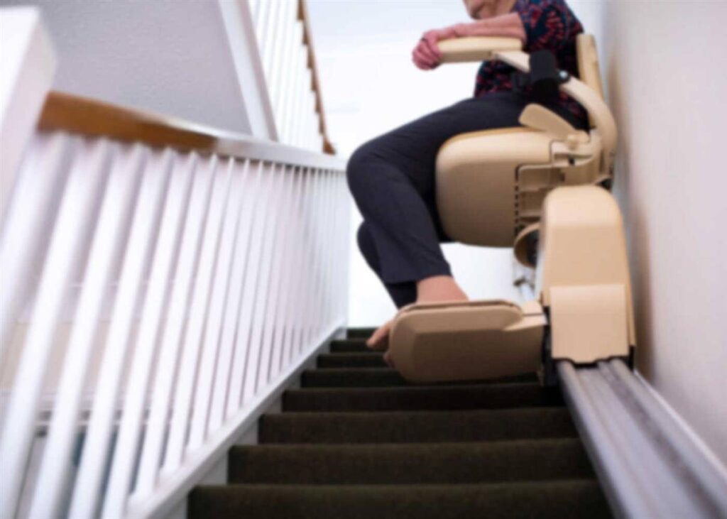 Comment acheter un bon monte-escalier à prix réduit