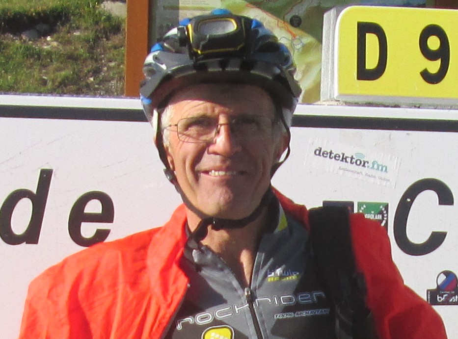 Denis coach