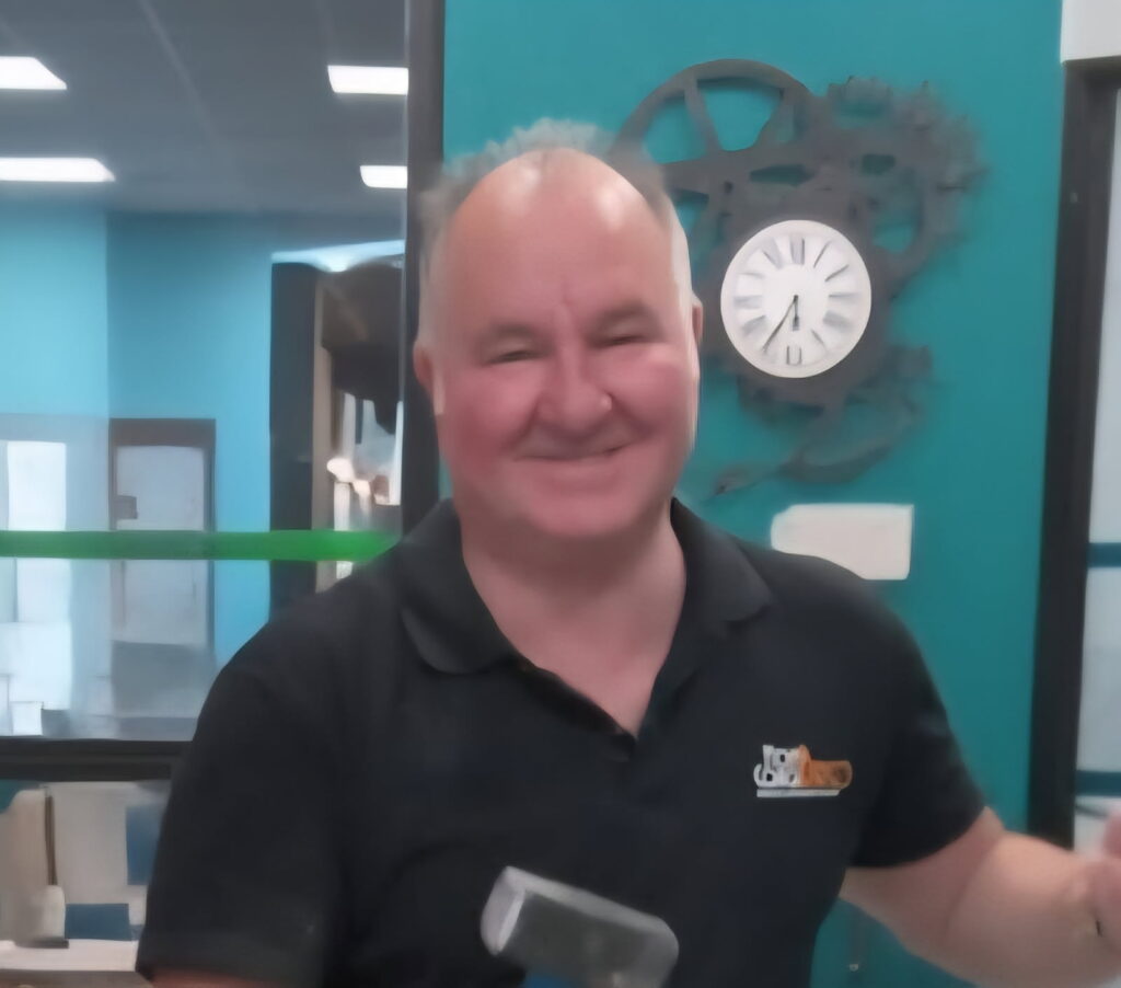 Portrait professionnel d'Alain pour fiche de présentation