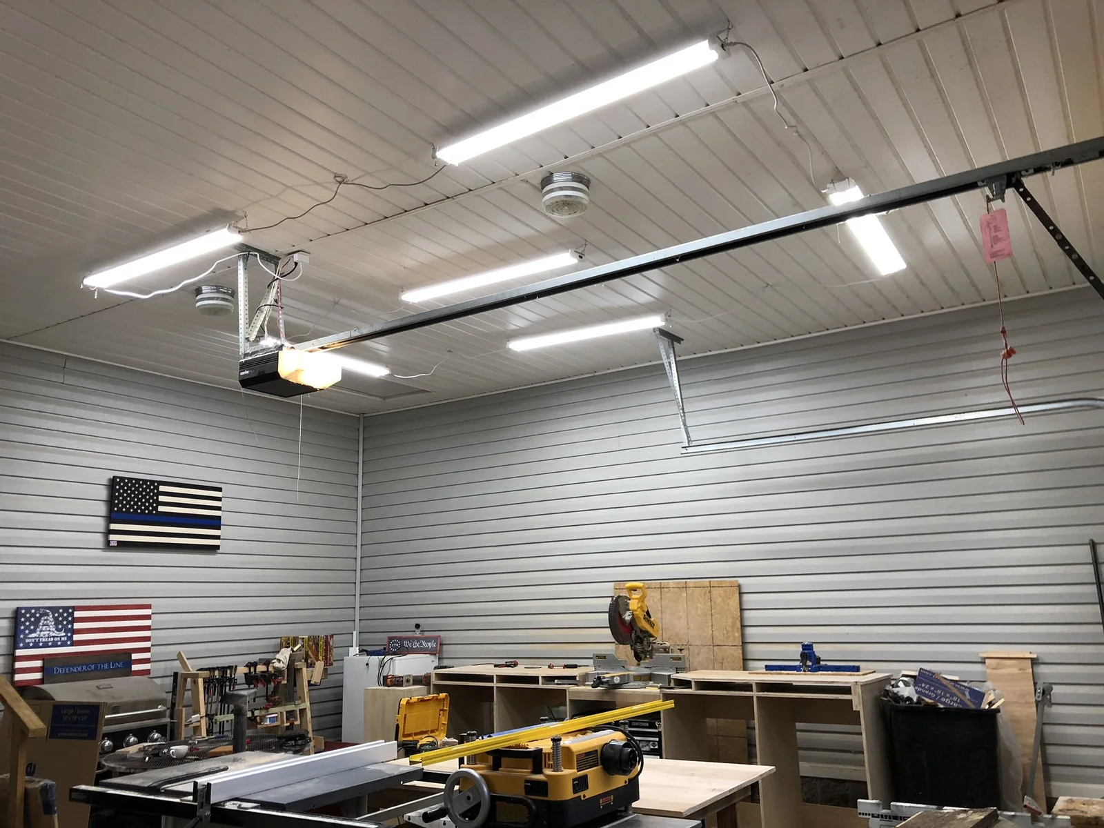 Néons LED : les erreurs d’installation à éviter